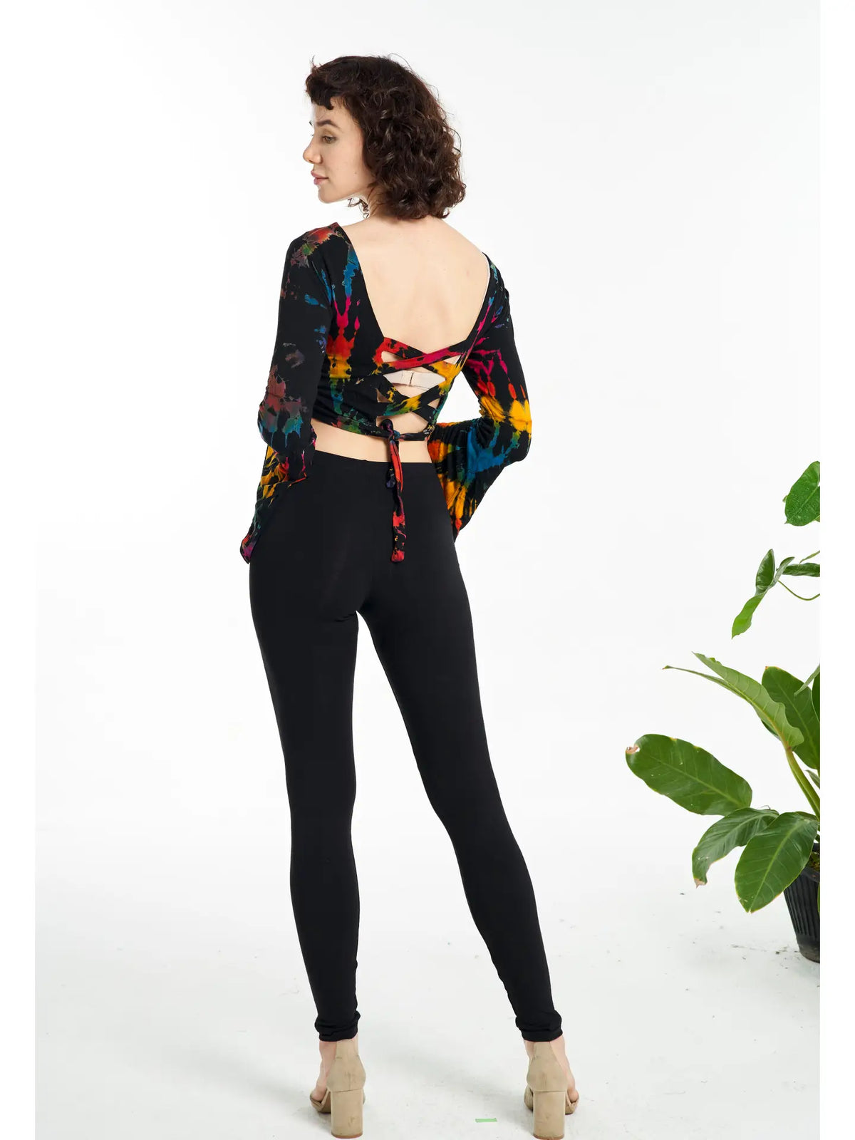 Long-Sleeves Crop Top
