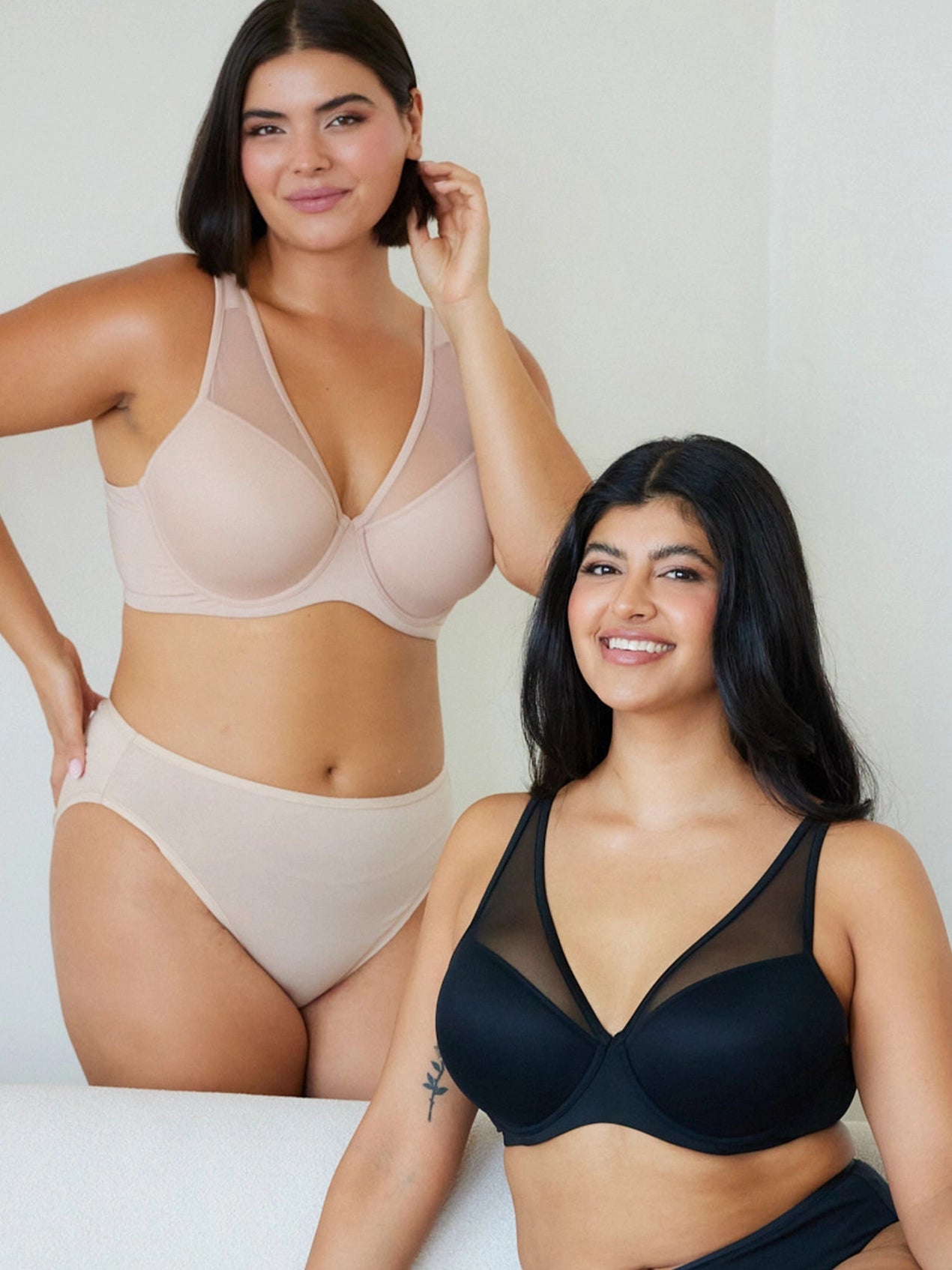 The Jolene Natural Perfect Plunge Underwire Bra