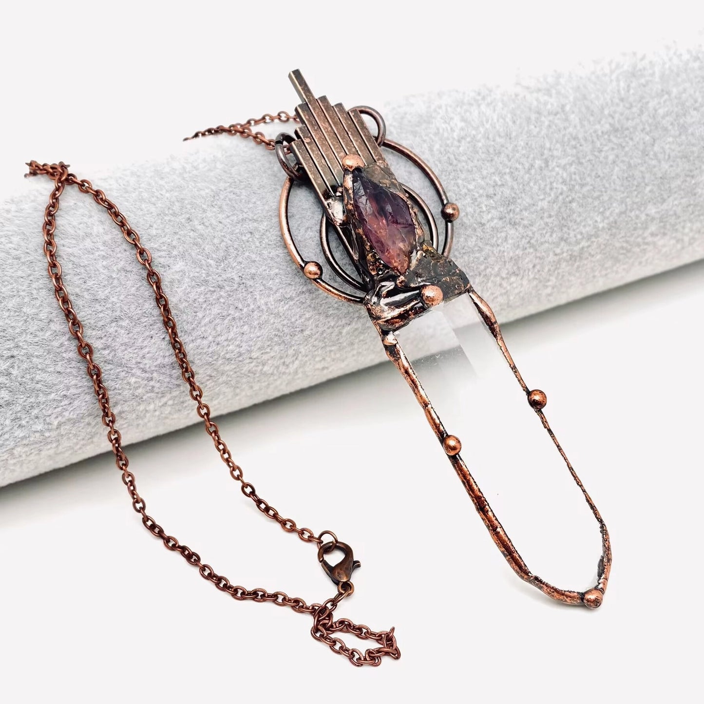 Vingtage Sword-Shaped Crystal Necklace