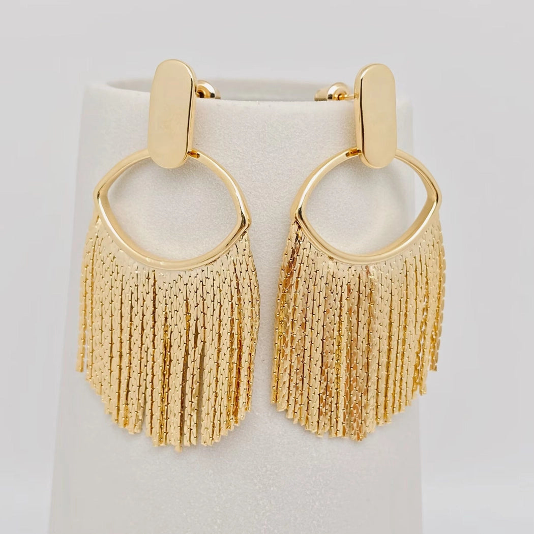 18K GOLD PLATED TASSEL EYELASH