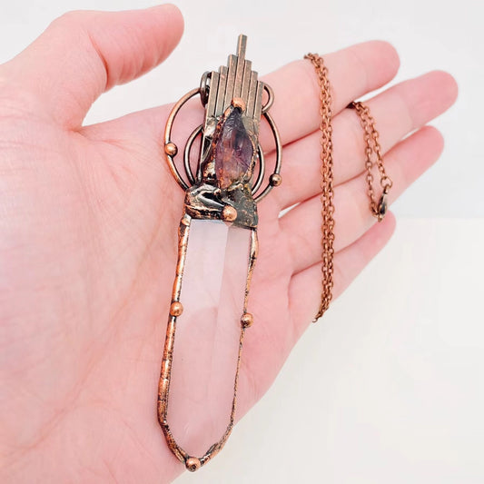 Vingtage Sword-Shaped Crystal Necklace
