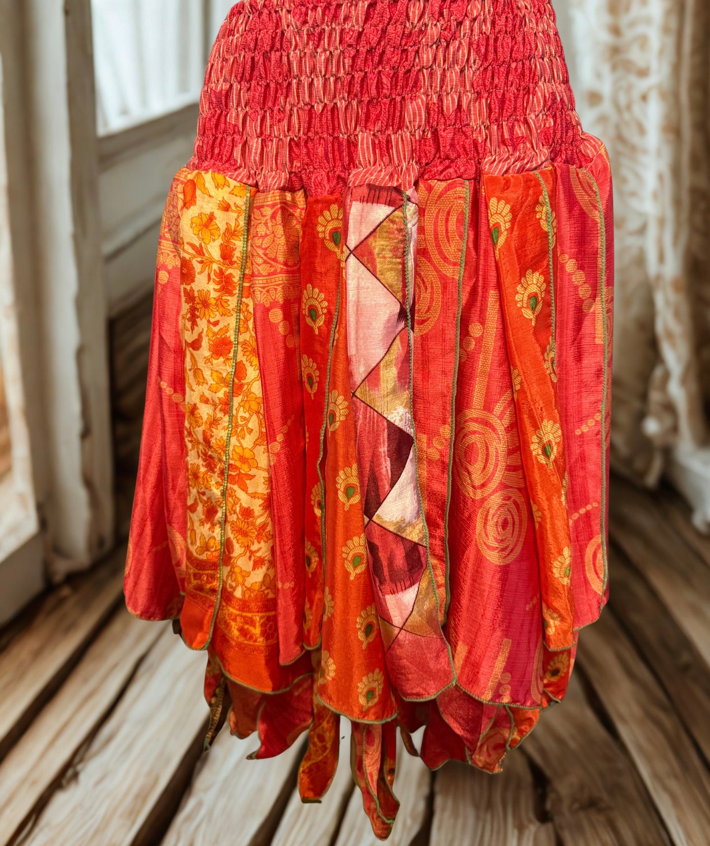 Women's Pixie Diamond Cut Printed Asymmetric Skirt