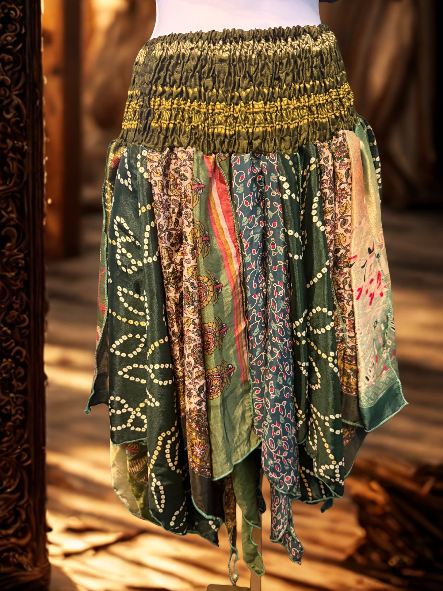 Women's Pixie Diamond Cut Printed Asymmetric Skirt