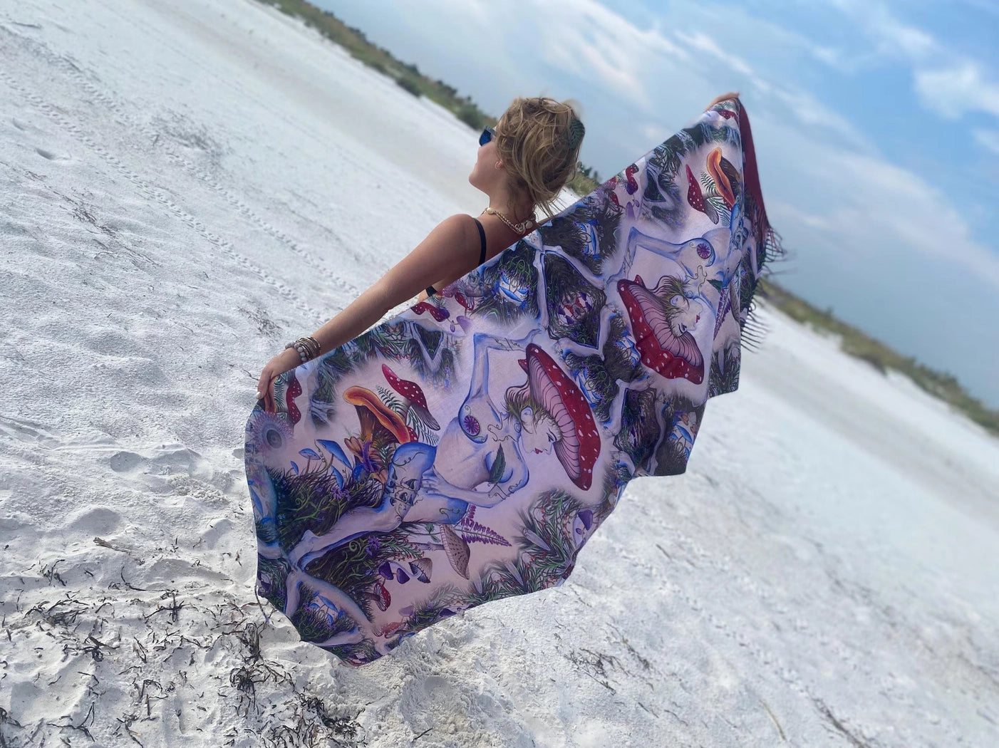 Alice in Mushroomland Pashmina