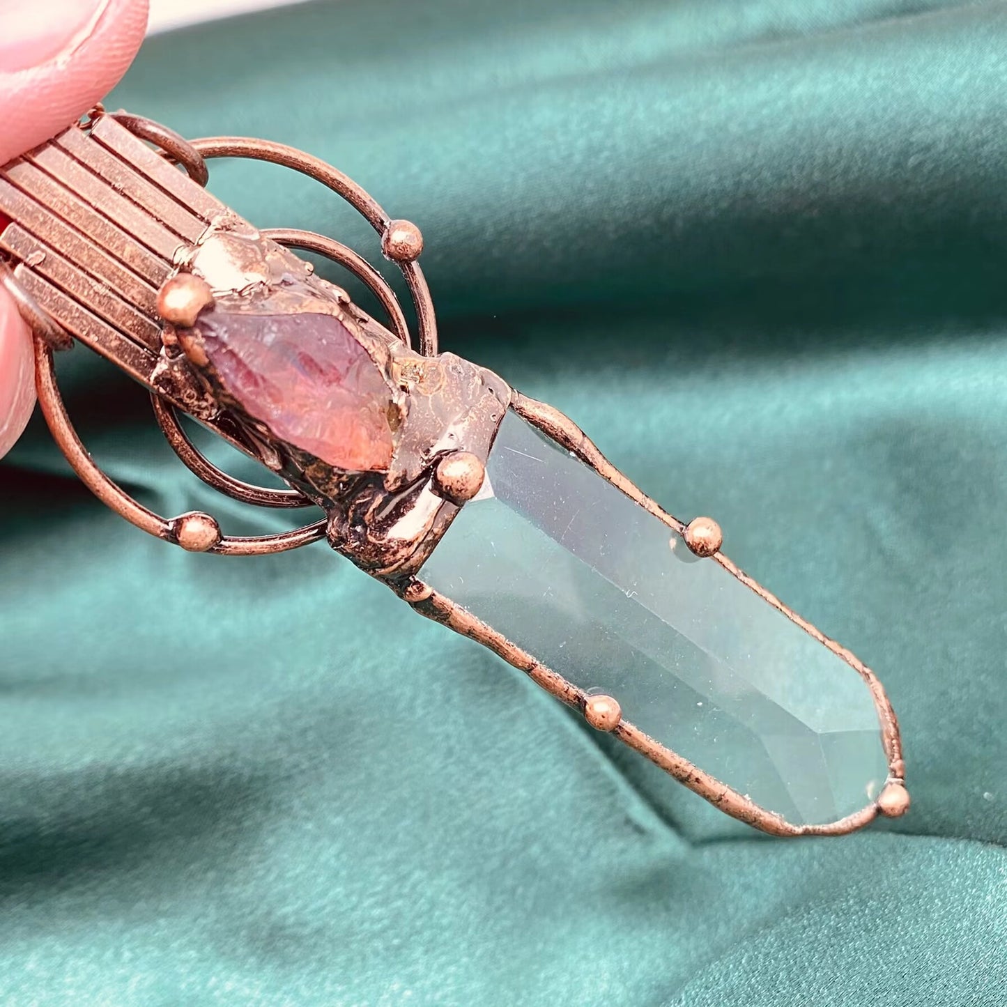 Vingtage Sword-Shaped Crystal Necklace