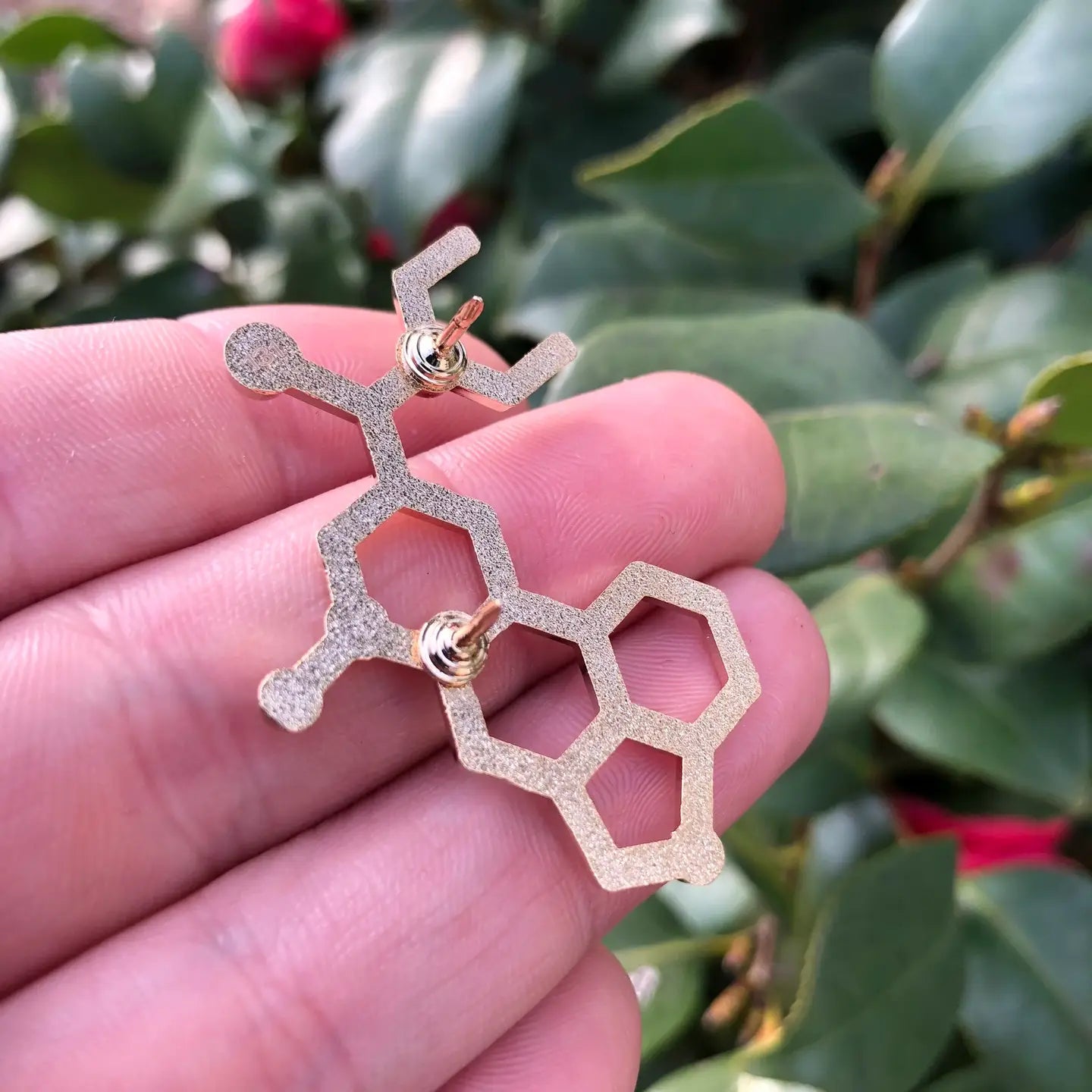 Lsd Molecule Pin – 1.5" Gold Science Lapel Collectible